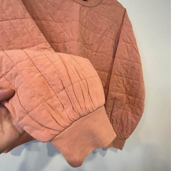 Woman’s quilted sweatshirt. Crew neck. New without tags. Size large. Salmon colo - Picture 4 of 7